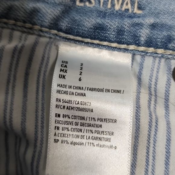 American Eagle high rise denim shorts - Picture 5 of 9